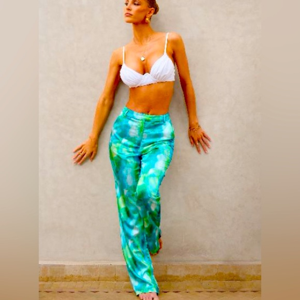 CLUB L LONDON
No Limits | Turquoise Print Wide Leg Trousers